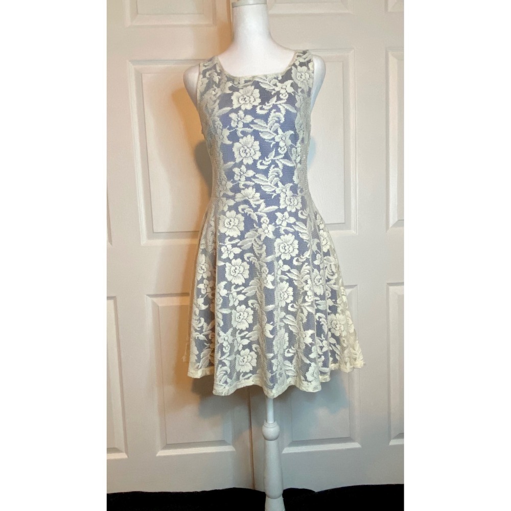 Love Culture Cream Floral Lace Blue Lined Skater Dress Open Back Bow Large